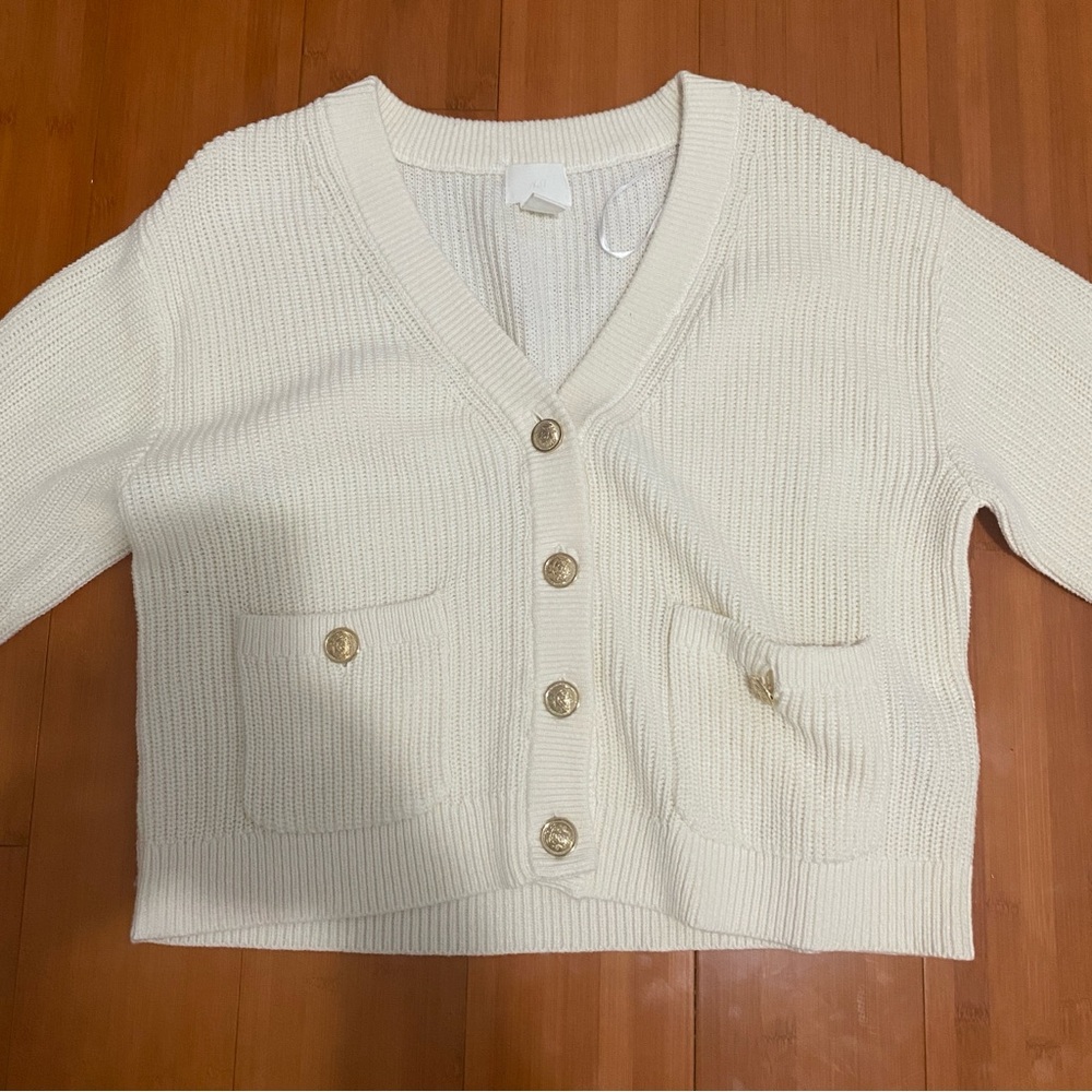 Woman’s H&M Knitted Button Up Cardigan